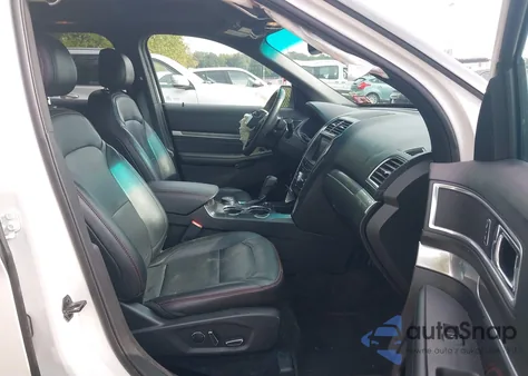 2017 Ford Explorer Sport из США, поврежденный, VIN 1FM5K8GT4HGA53135